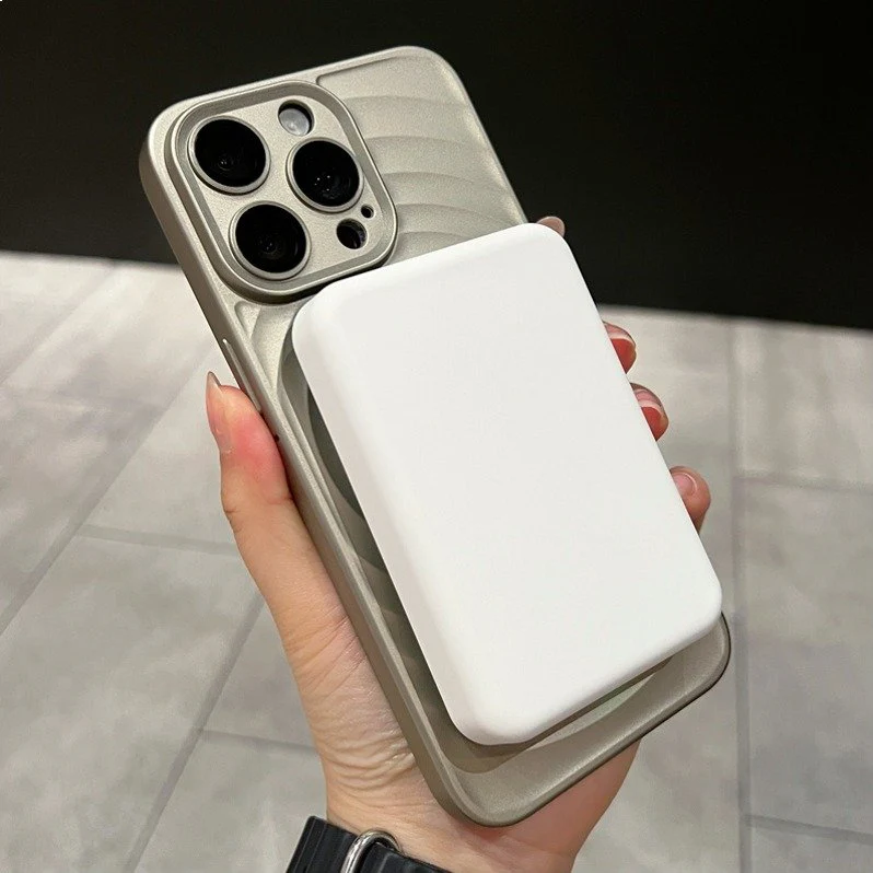 3D Frosted Built In Compass Case - iPhone - Image 21
