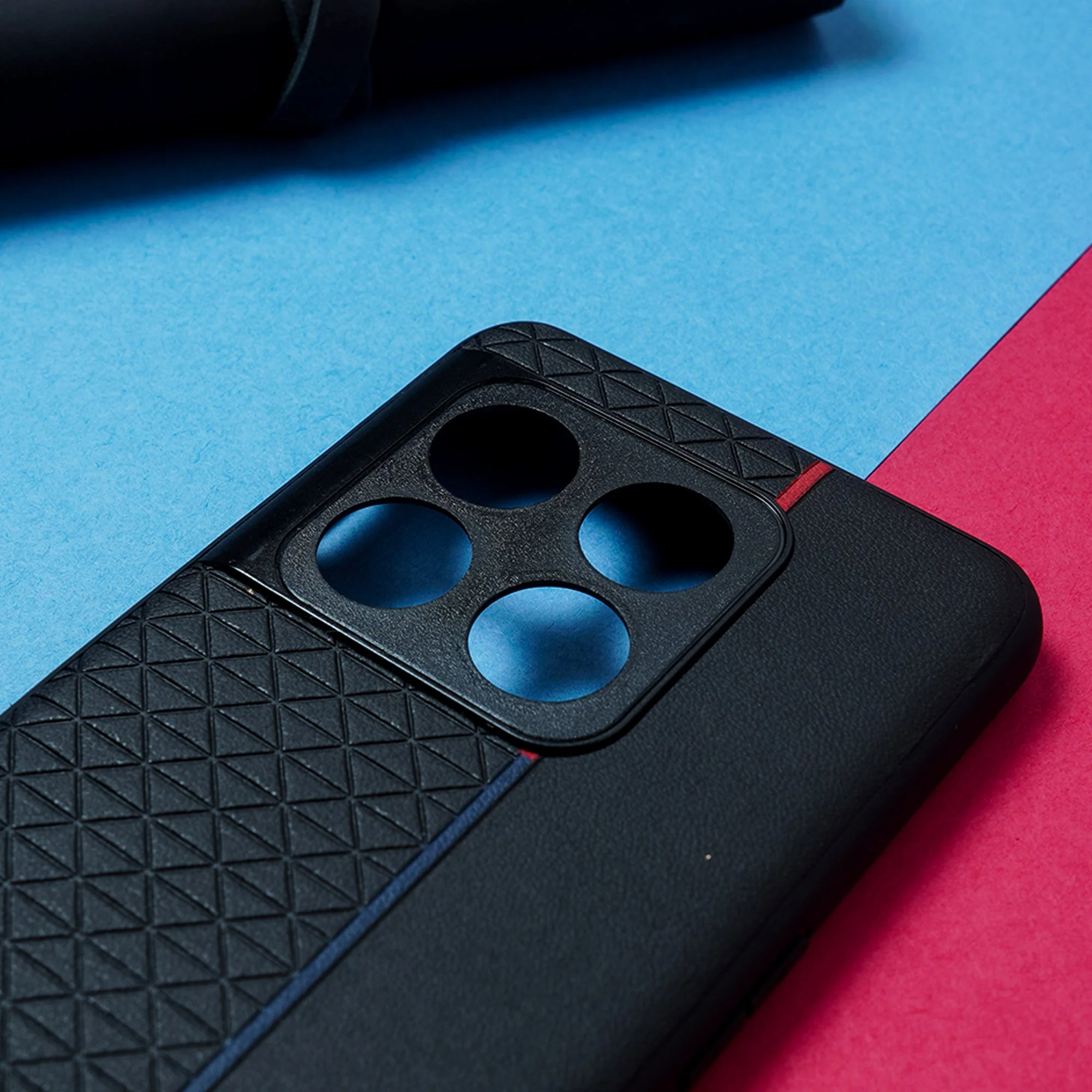 OnePlus 10 Pro Embossed Triangle Textured Soft TPU Case - Image 4