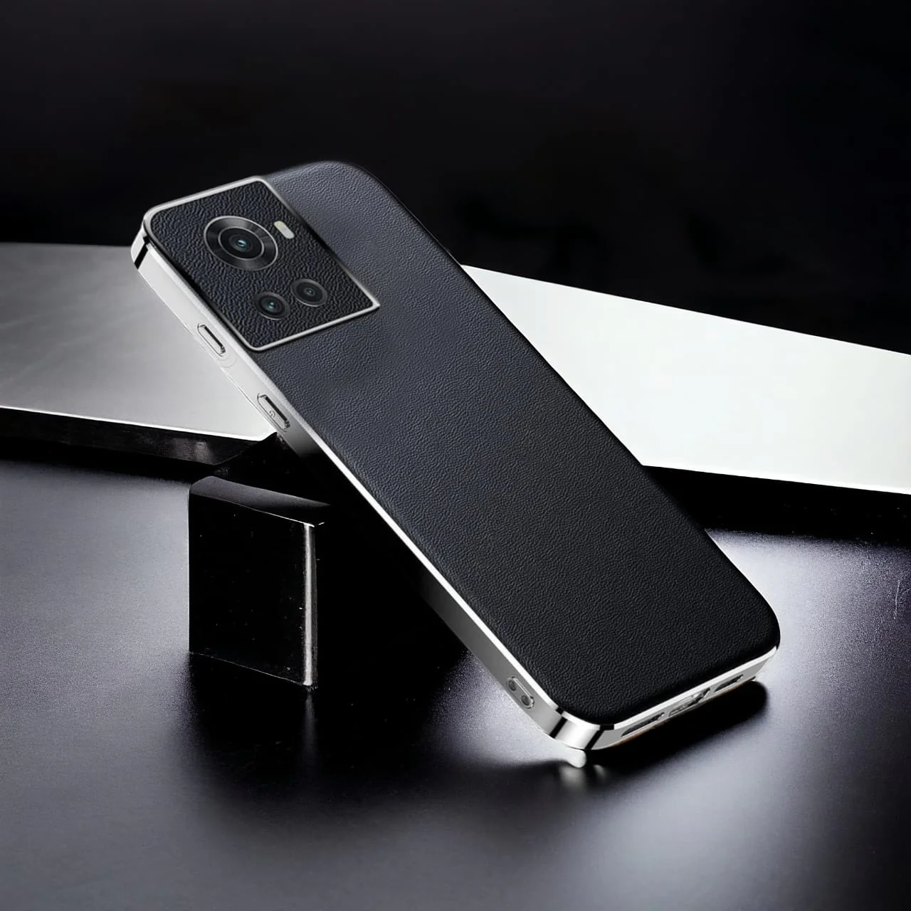 OnePlus 10R Chrome Edge Luxe Leather Case - Image 3