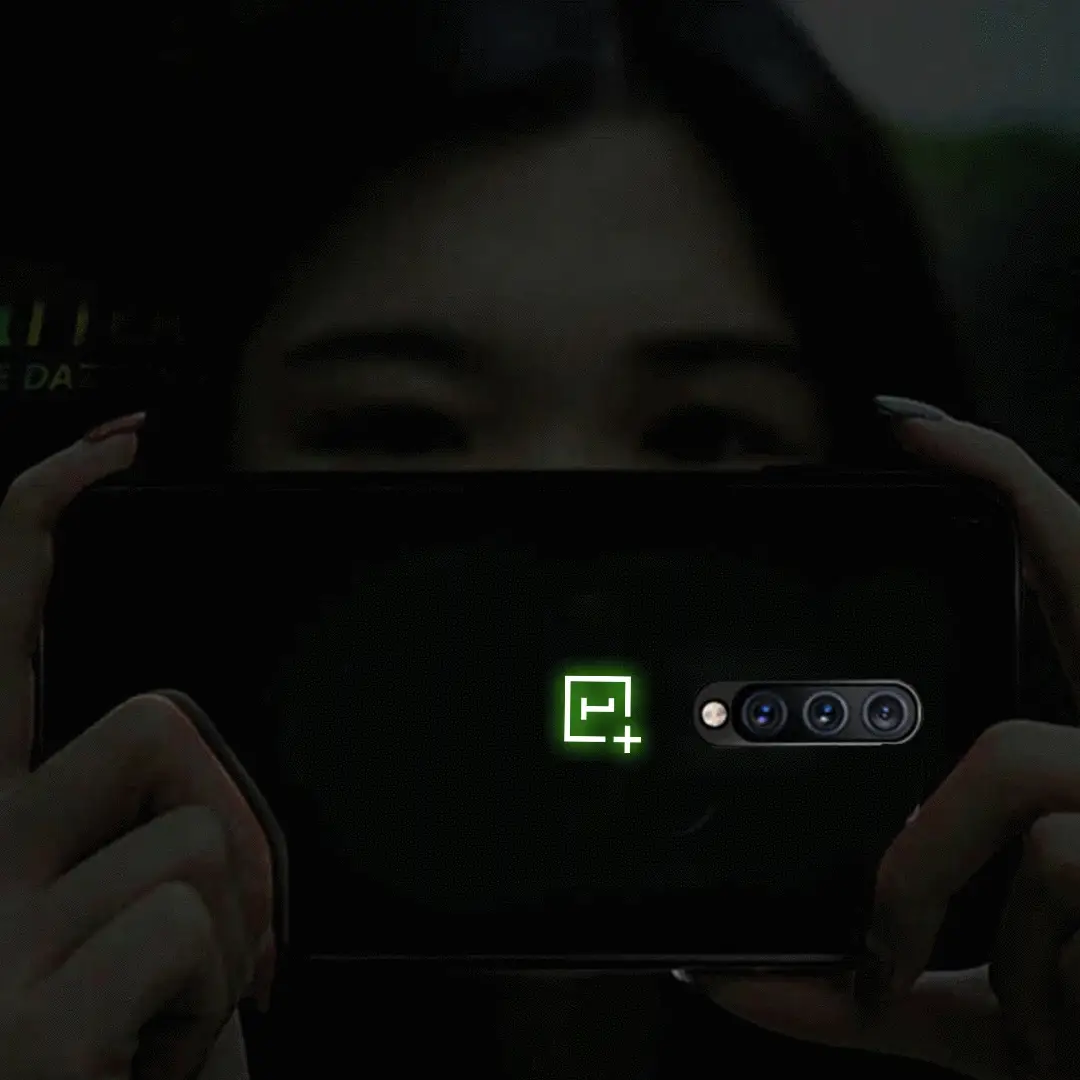 OnePlus 7 Radium Glow Light Illuminated Logo 3D Case - Image 2