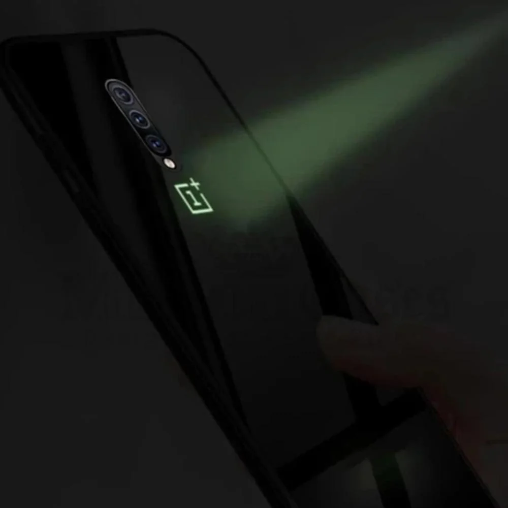 OnePlus 7 Radium Glow Light Illuminated Logo 3D Case - Image 5