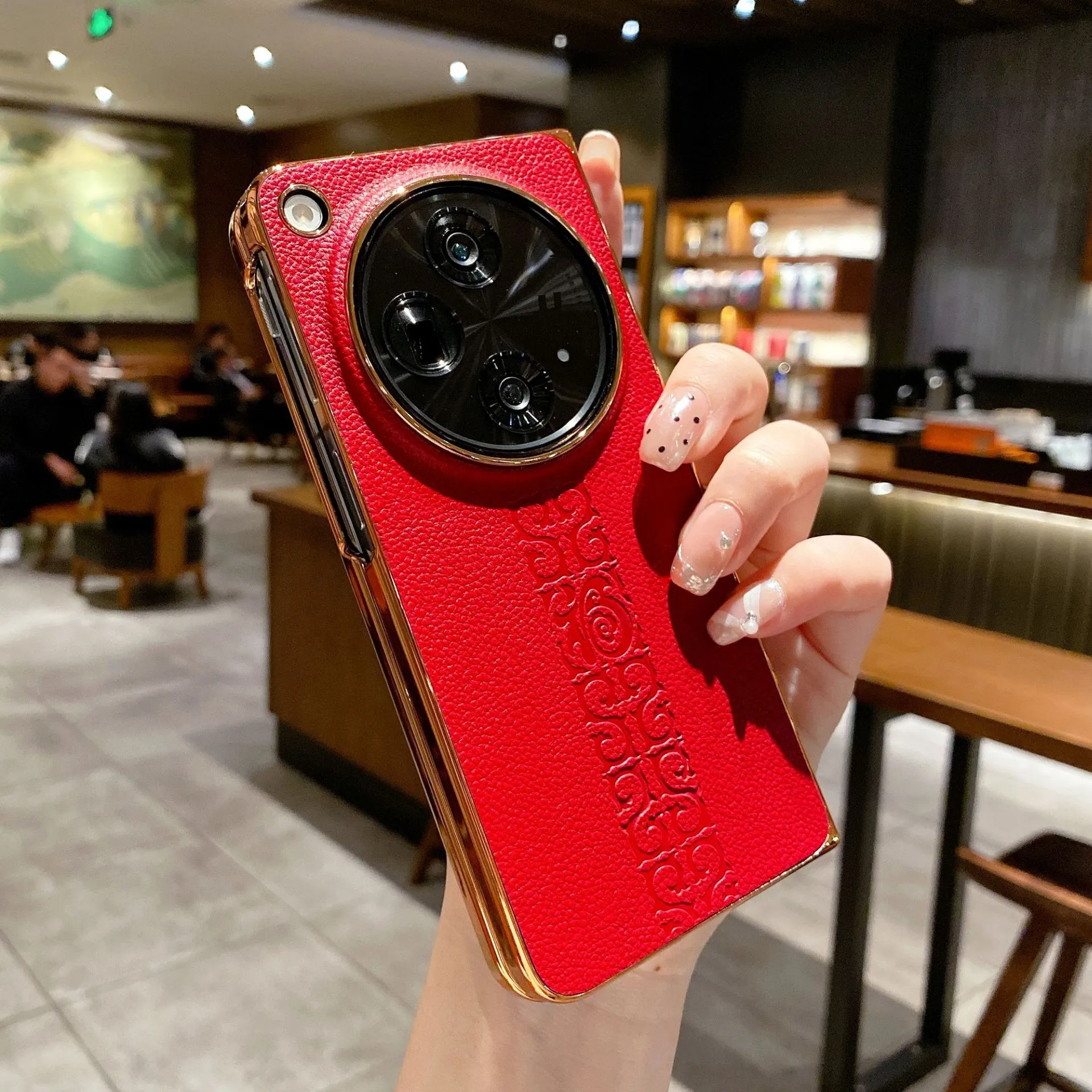 OnePlus Open Refined Elegance Electroplated Leather Case - Image 3