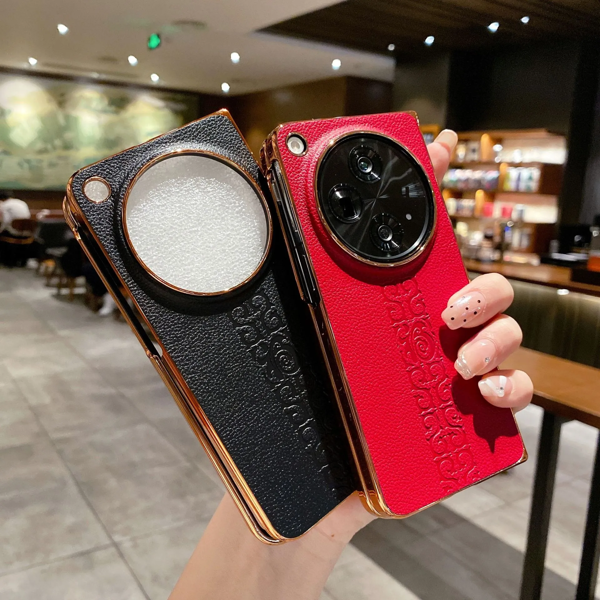 OnePlus Open Refined Elegance Electroplated Leather Case - Image 5