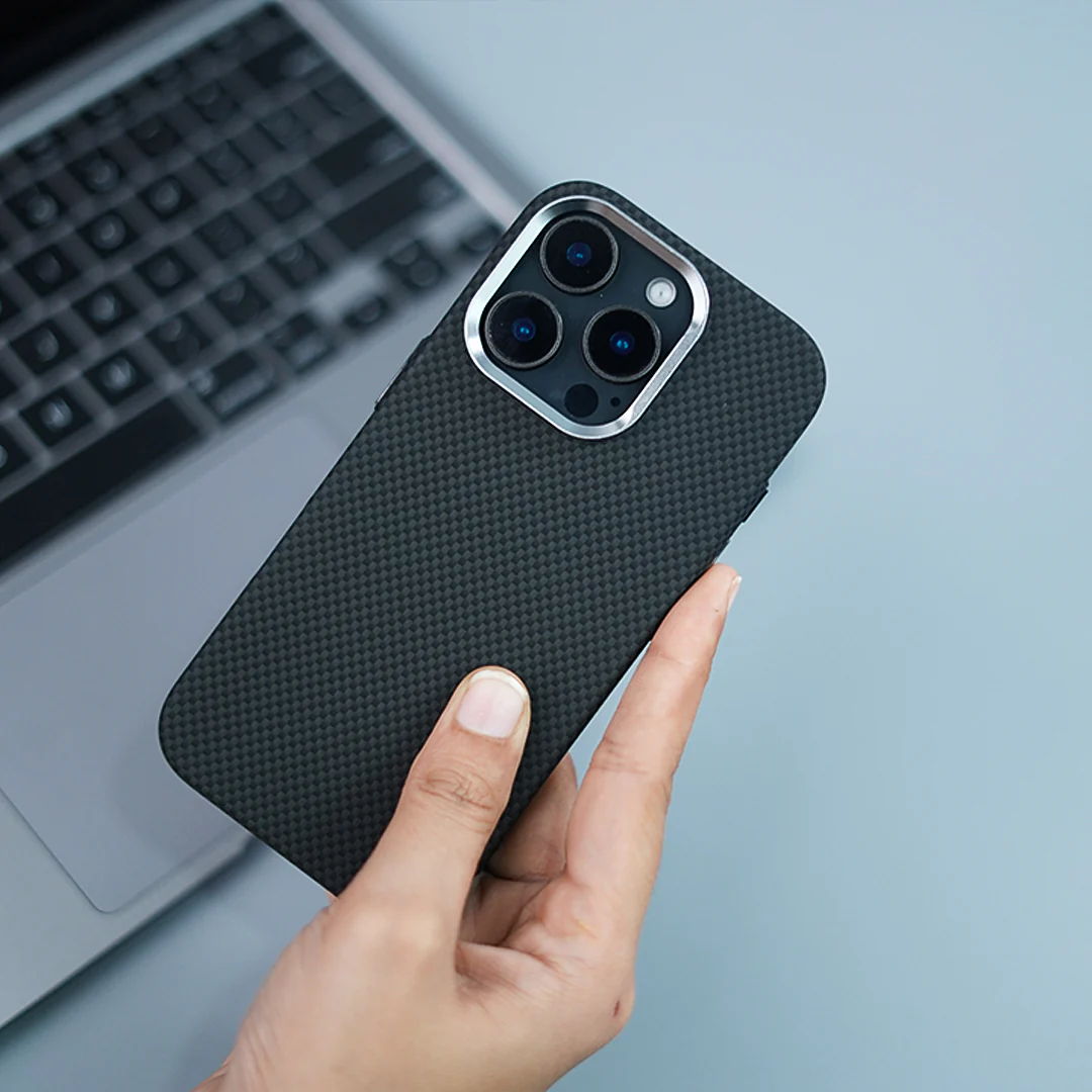 Opulent Gridmaster Grip Armor Case - iPhone - Image 4