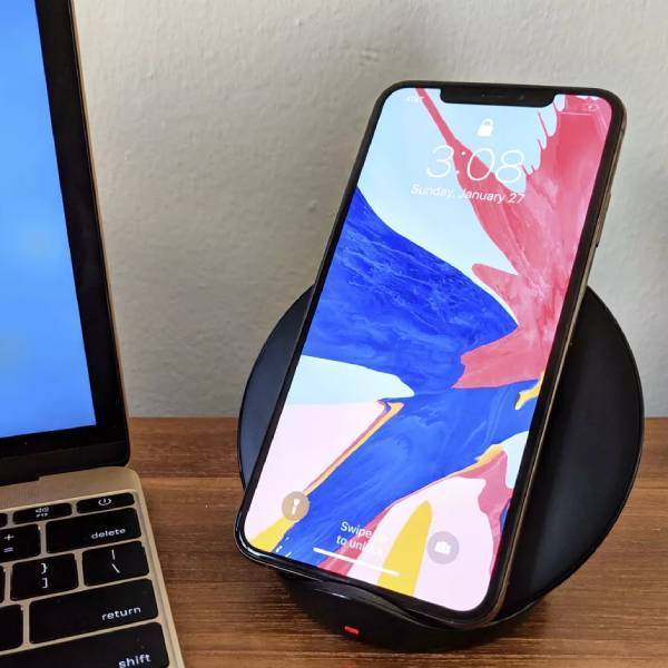 Samsung Fast Wireless Charger Stand - Image 4