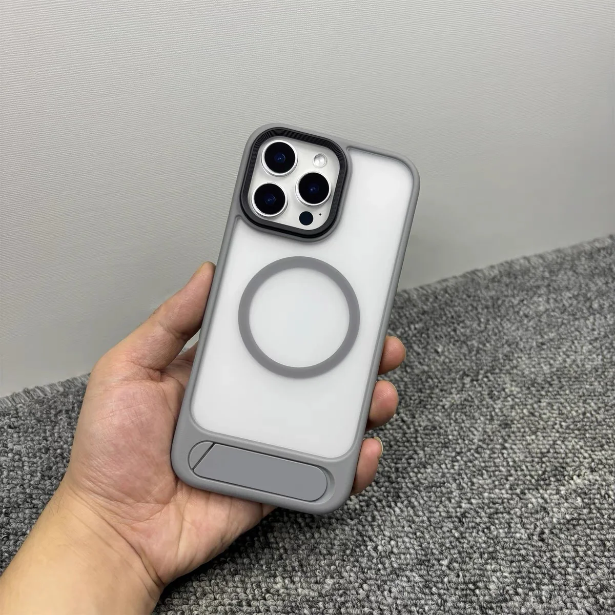 RAIGOR ELVIS Dynamic Weave Invisible Stand Case - iPhone - Image 3