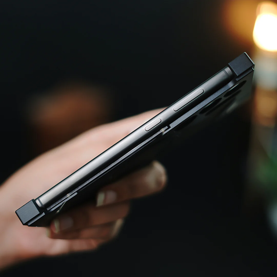 Reinforced Carbon Fiber Armor Case - Samsung - Image 12