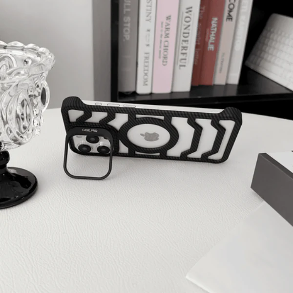 Resilient Carbon Fiber Bracket Case - iPhone - Image 7