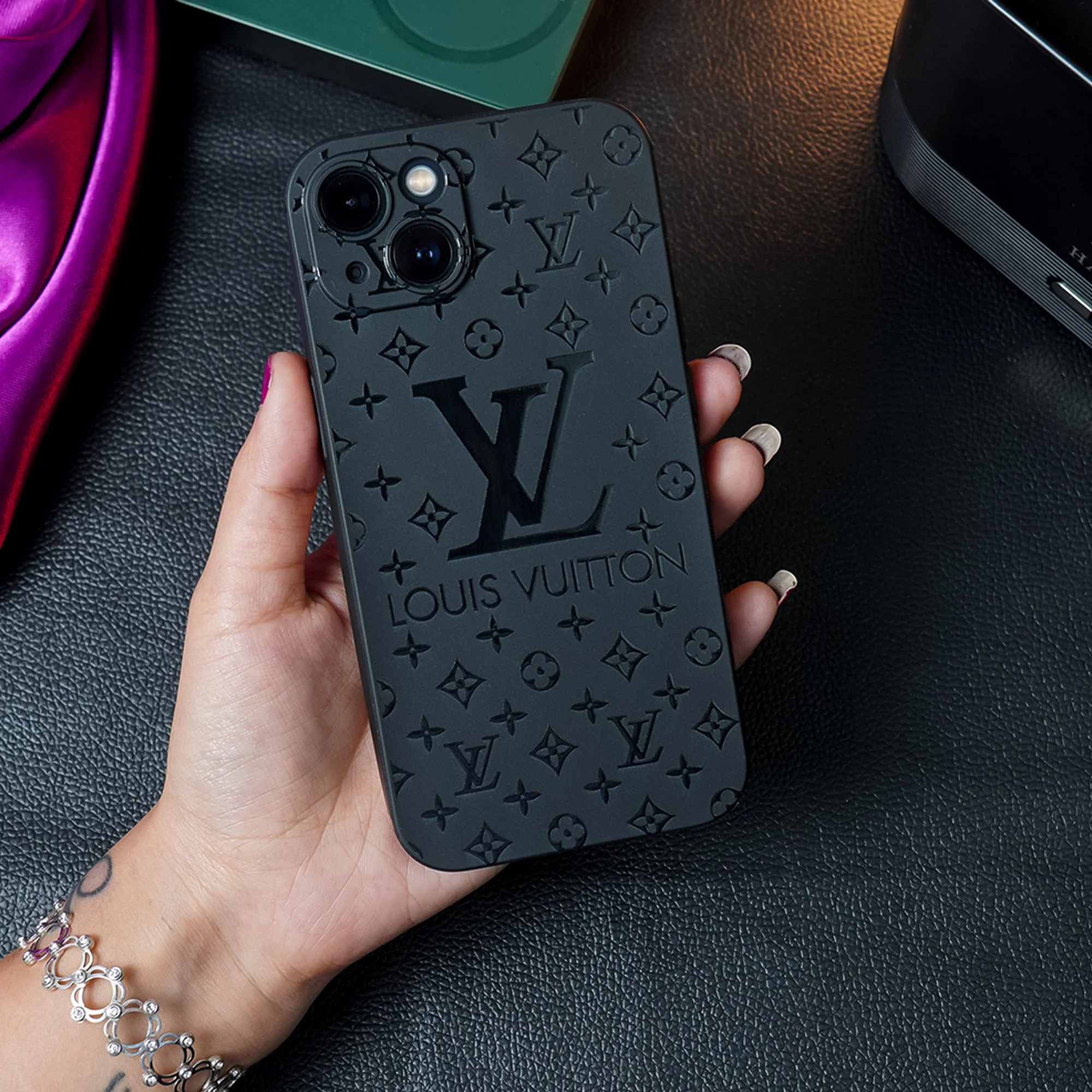 Retro Pattern Shockproof Case - iPhone - Image 2
