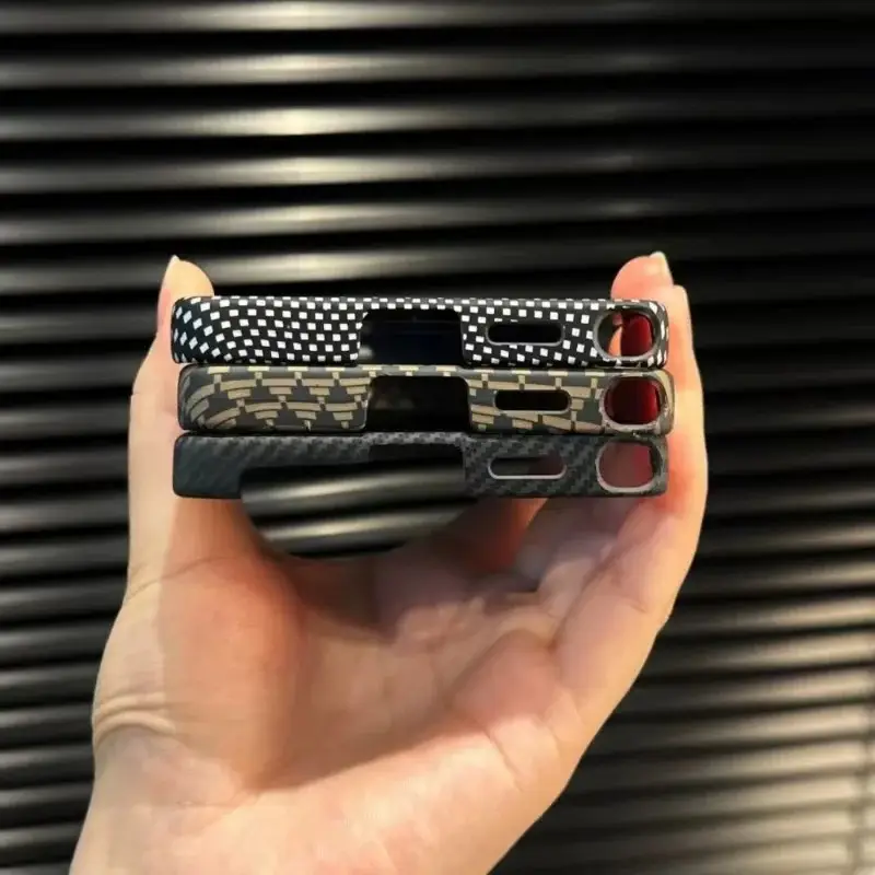 Sunset Grid Carbon Weave MagSafe Case - Image 7