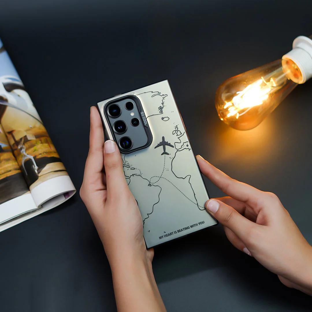 Travel Inspired Airplane Route Design Case - Samsung - Image 5