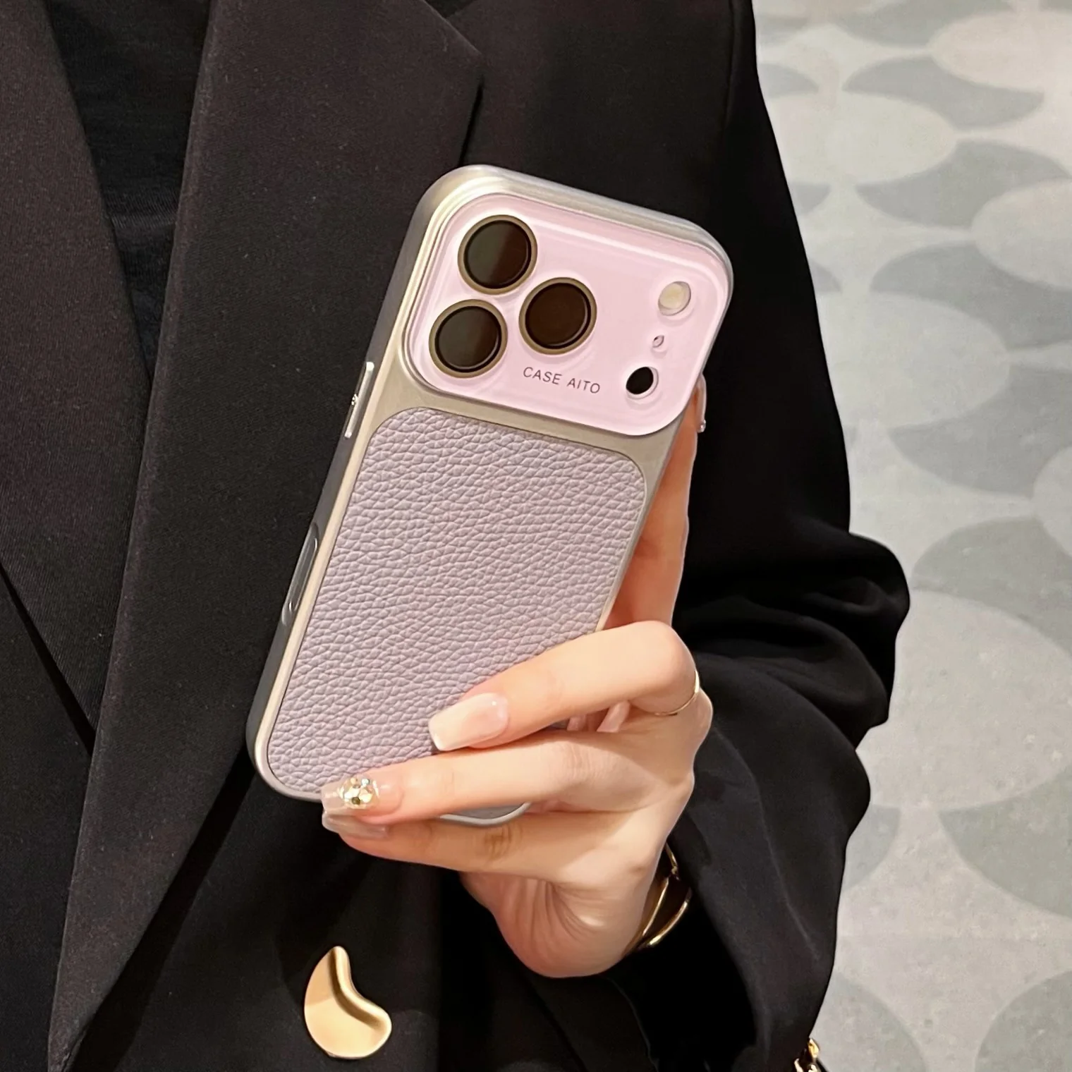 Urban Zest Leather Shield Case - Image 7