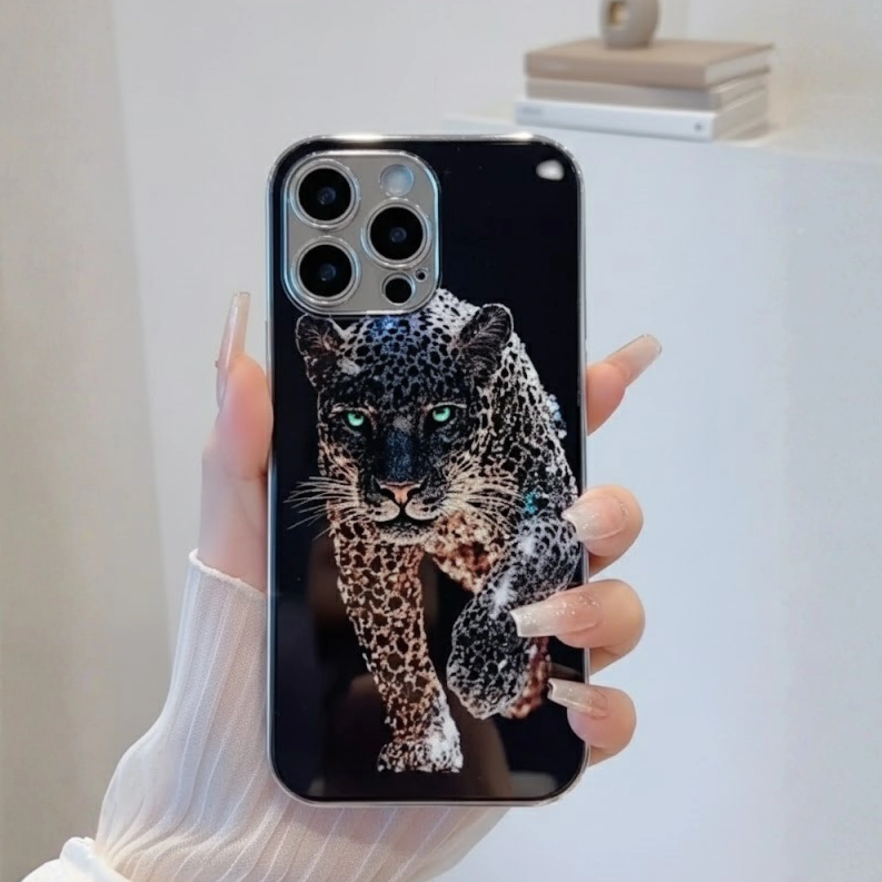 Velour Panther - Prisma - Image 3