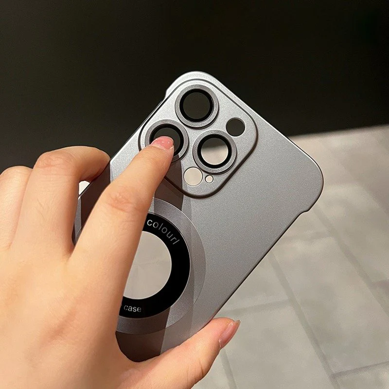 Frameless Chromatic Logocut Magnetic Case - iPhone - Image 10