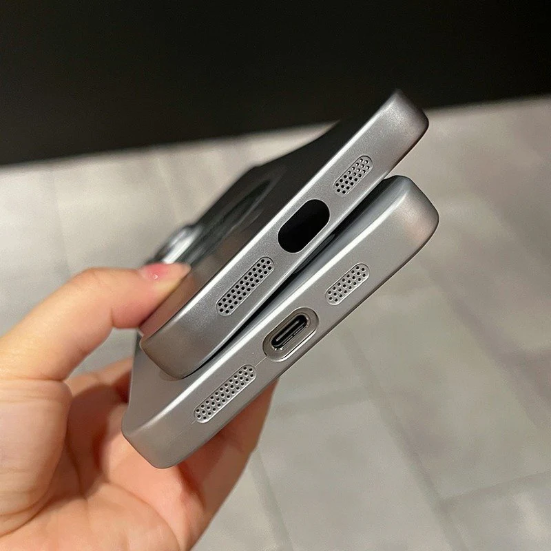 Frameless Chromatic Logocut Magnetic Case - iPhone - Image 6